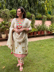 Elegant Off-White Self Banarasi Shimmer Kurta Set-3