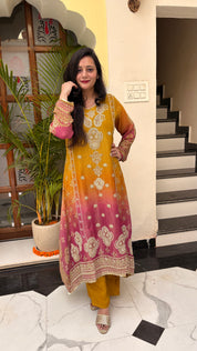 Glamorous & Graceful Kurta,Trendy & Comfortable: ( set of 3 )