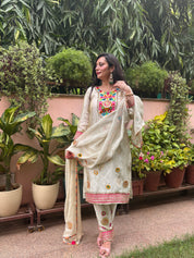 Elegant Off-White Self Banarasi Shimmer Kurta Set-3