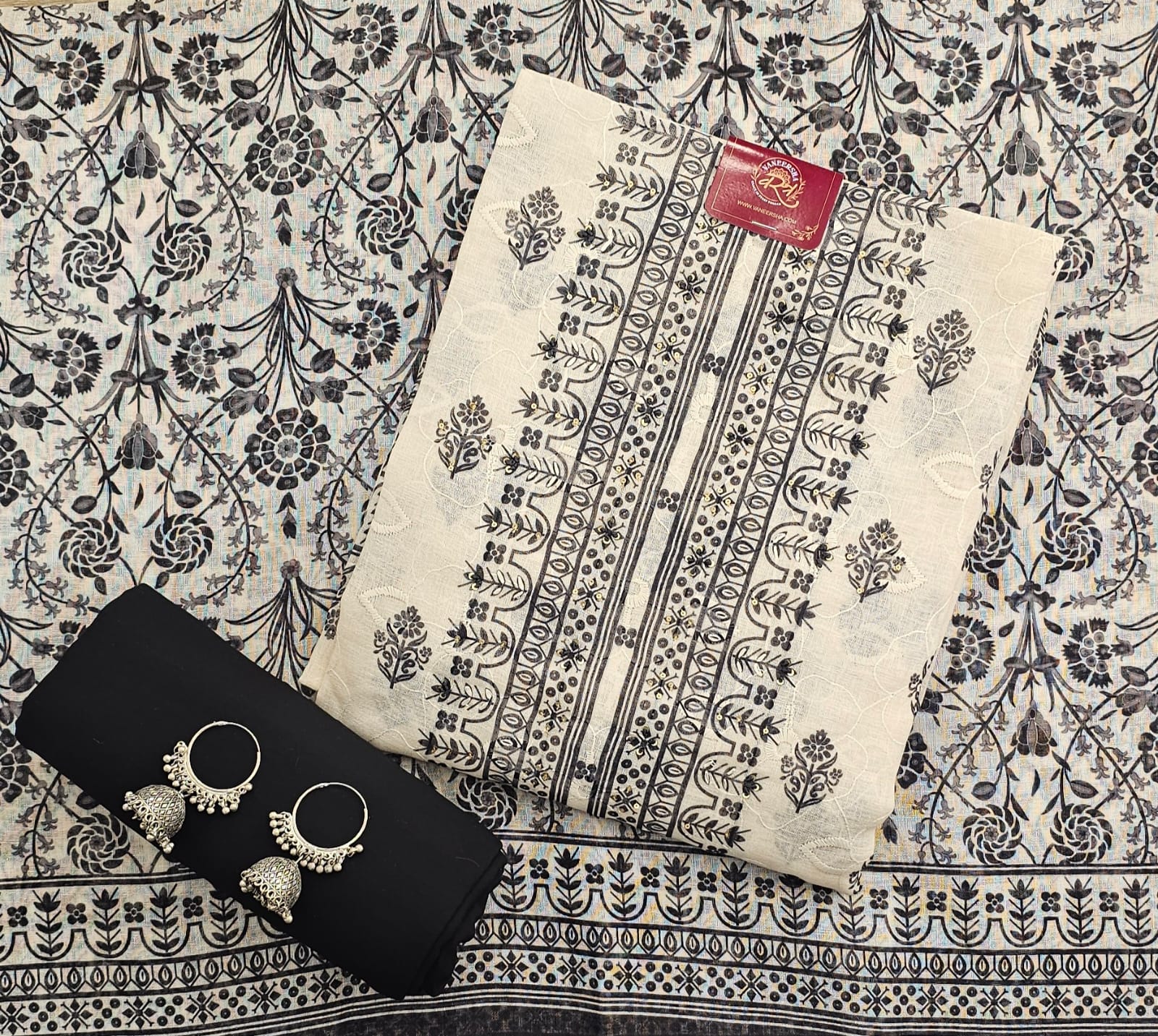 Refined Linen Self-Print Suit with Embroidery & Printed Dupatta