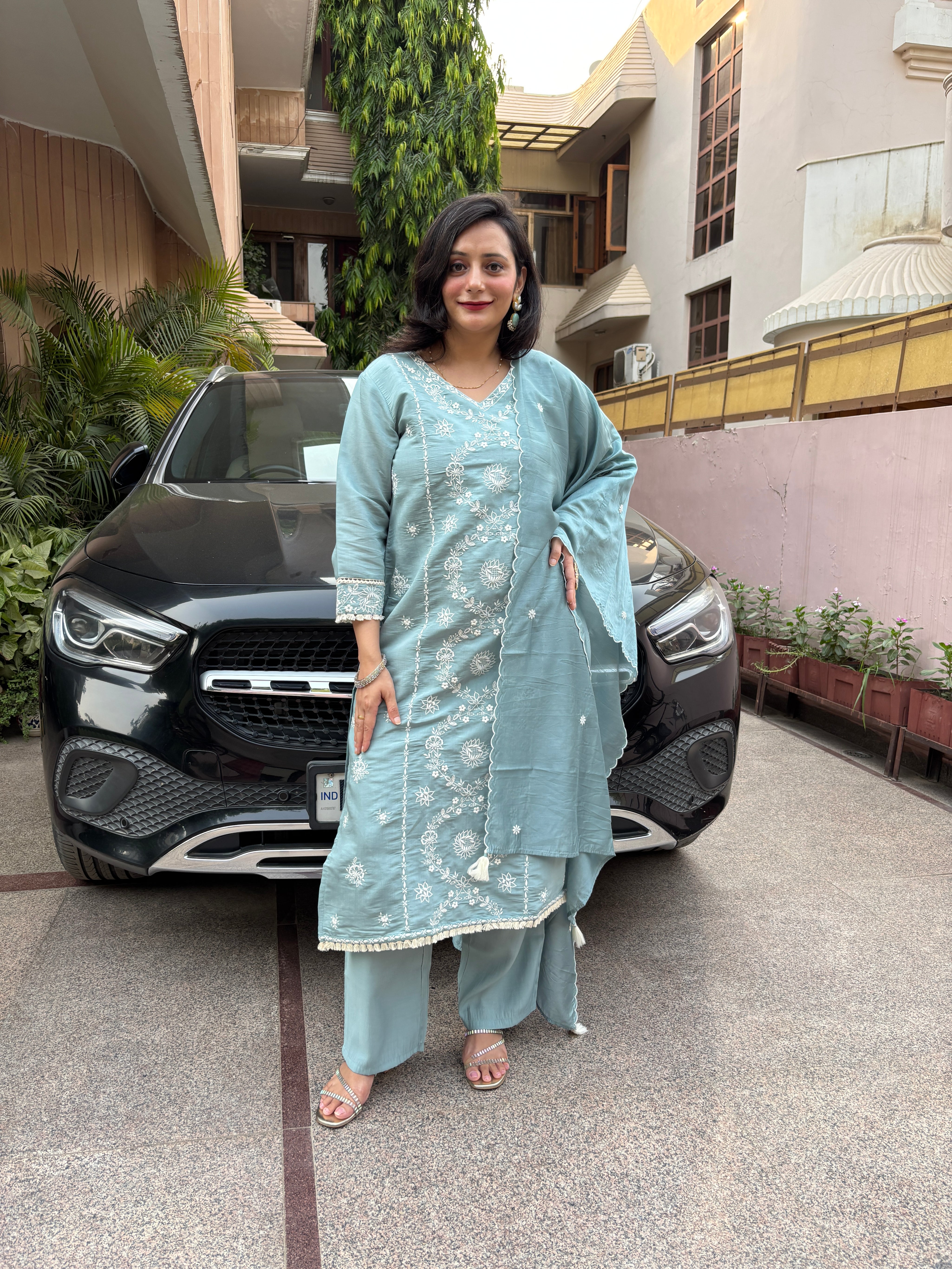 Women'S Sky Blue Premium Embroidery Roman Silk Kurta Set(set of 3)