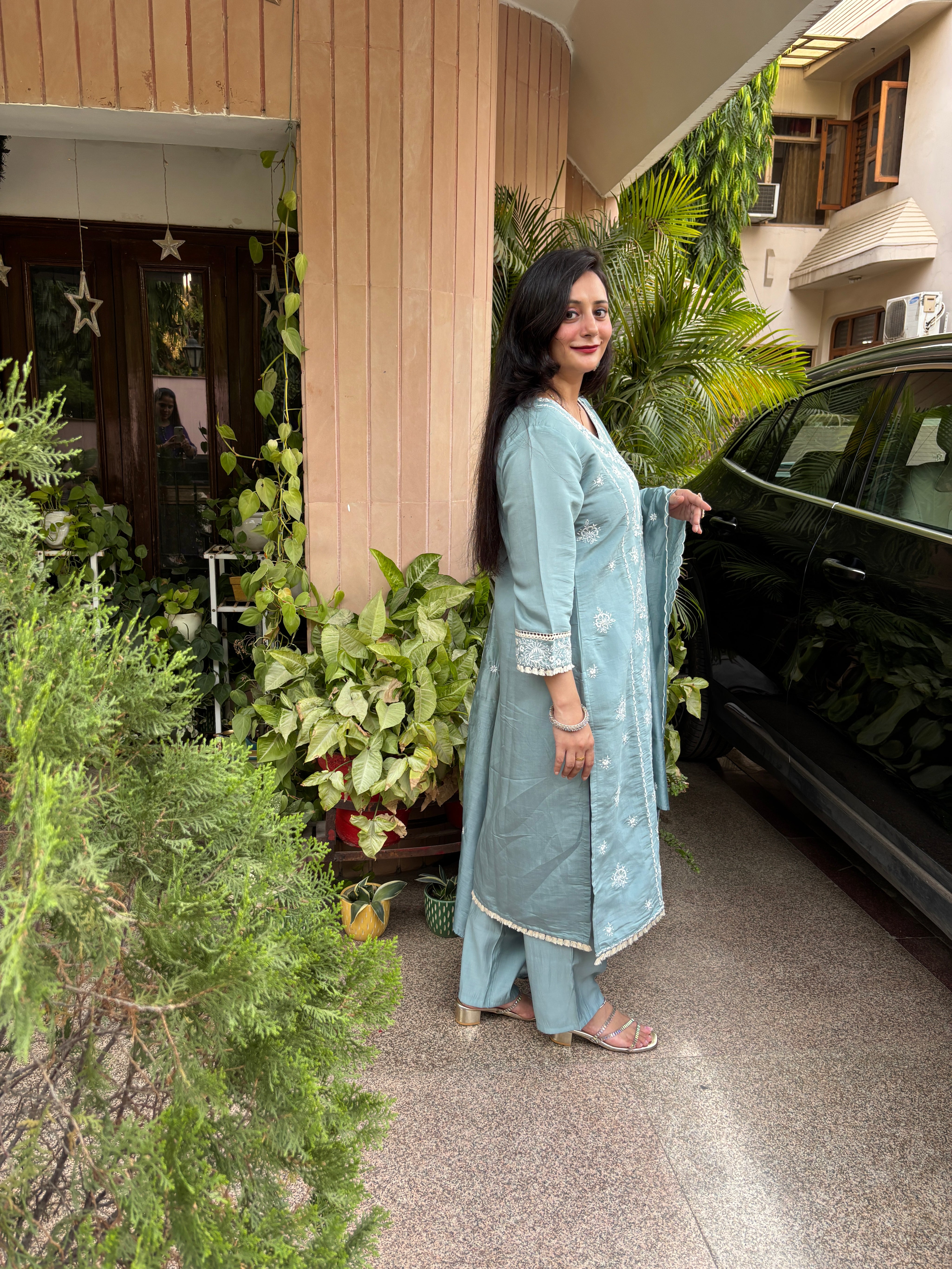 Women'S Sky Blue Premium Embroidery Roman Silk Kurta Set(set of 3)