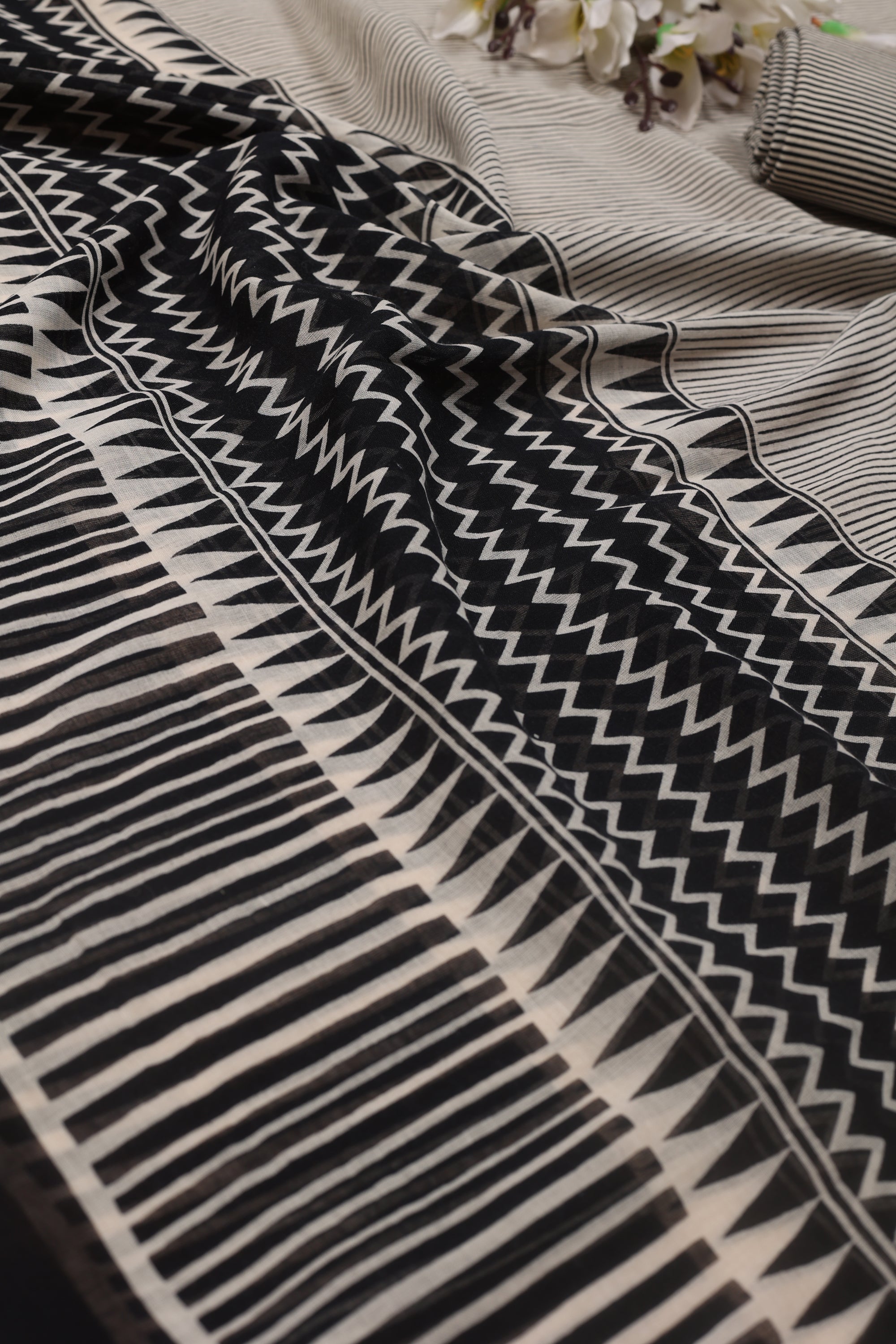 Black Gota Work Cotton Suit
