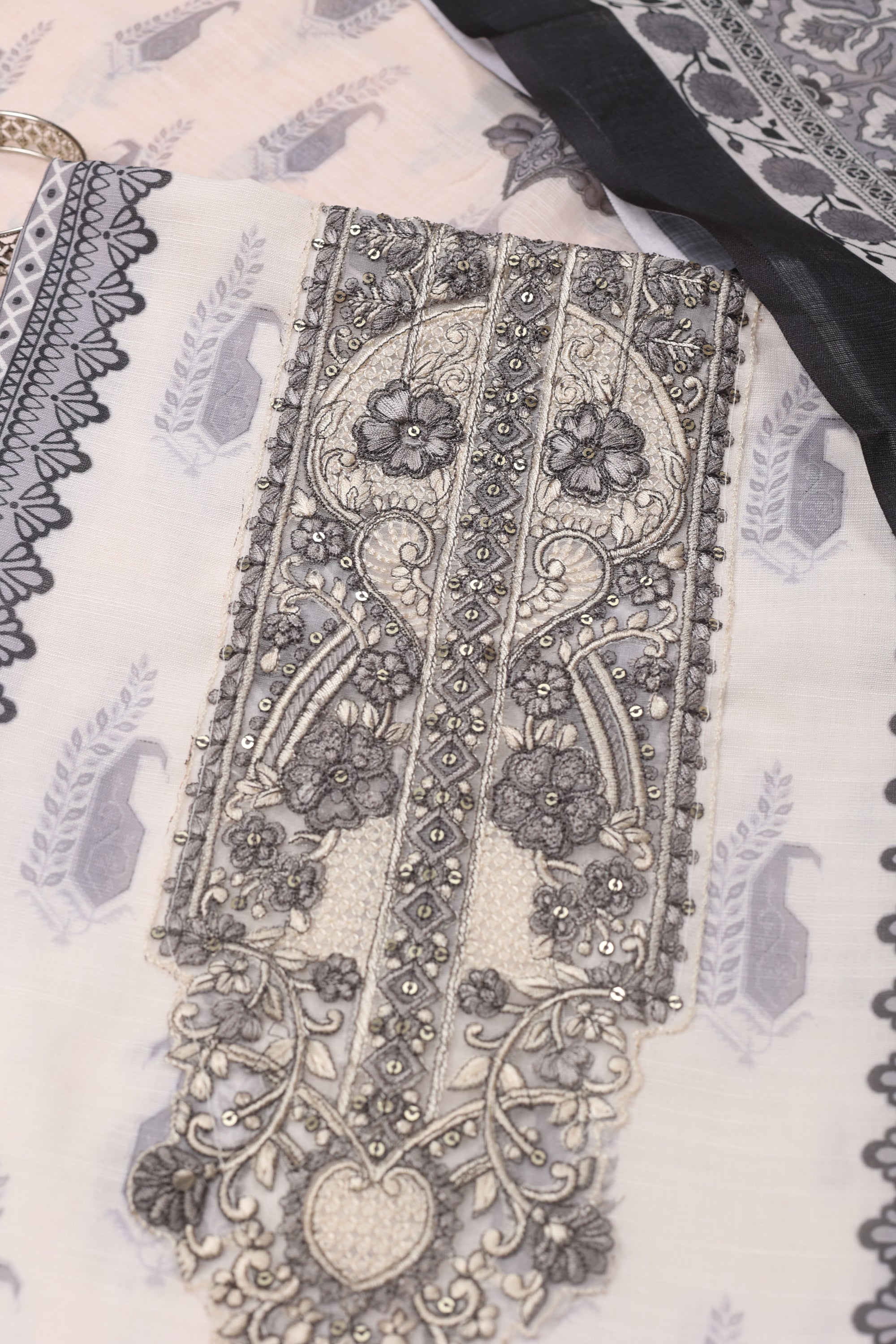 Printed Pakistani Suit