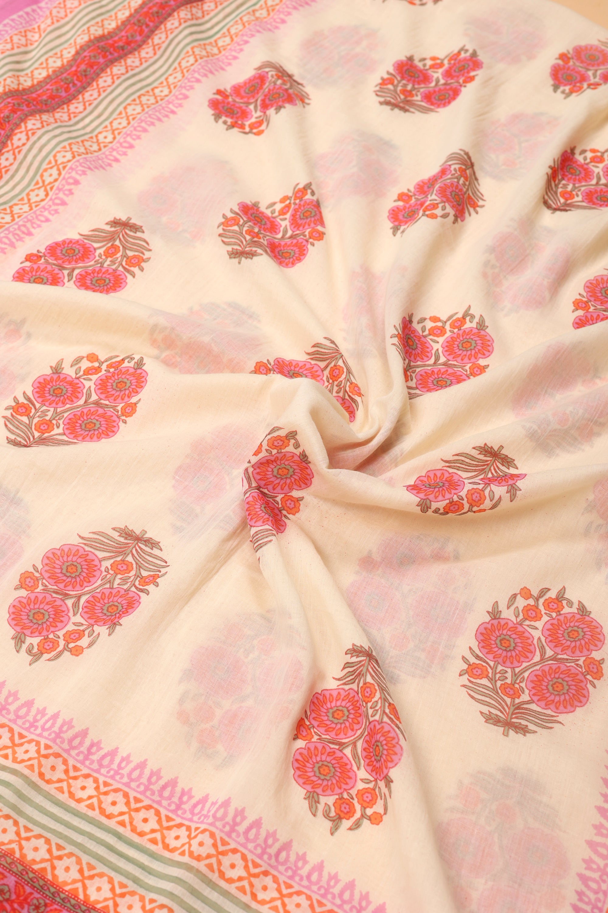 Printed Cotton Suit with Beautiful Neck