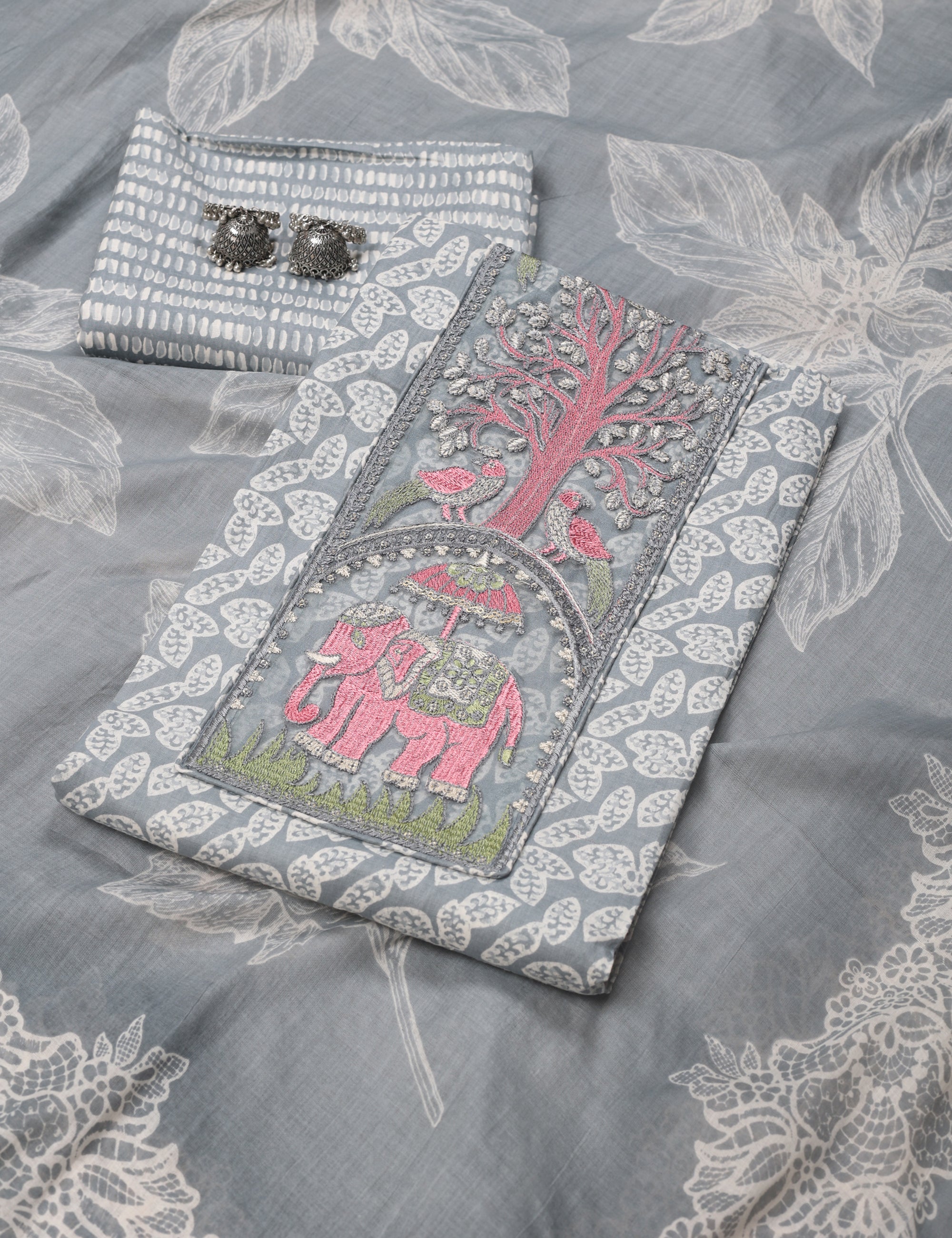 Cotton Suit with Elephant Work Neck