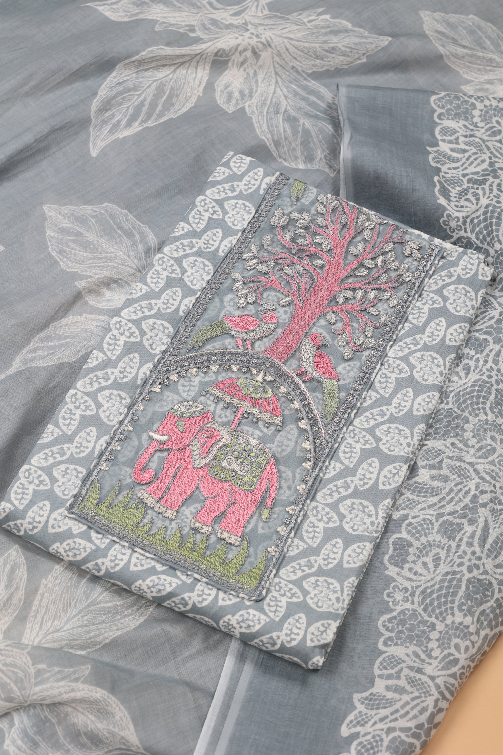Cotton Suit with Elephant Work Neck