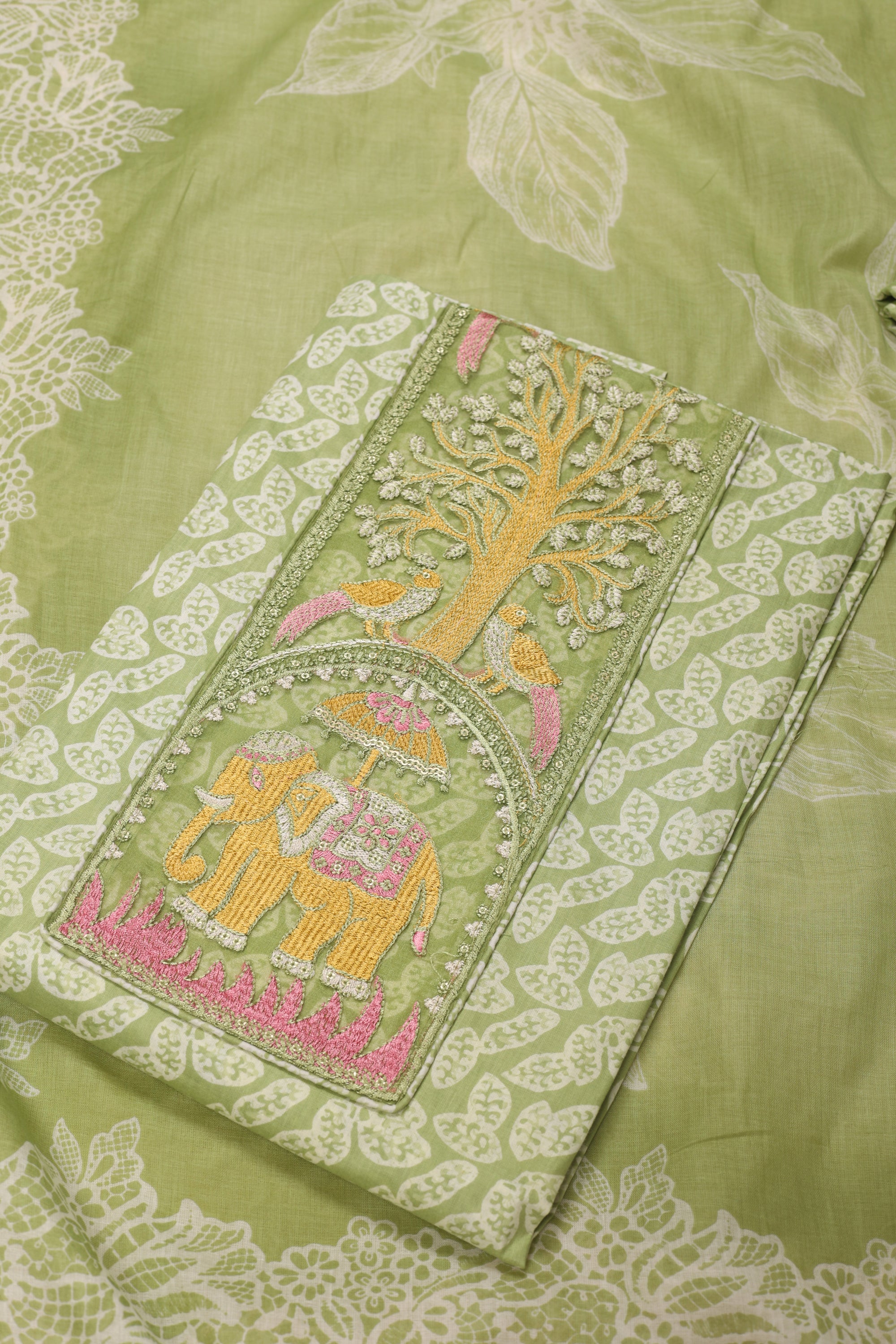 Cotton Suit with Elephant Work Neck