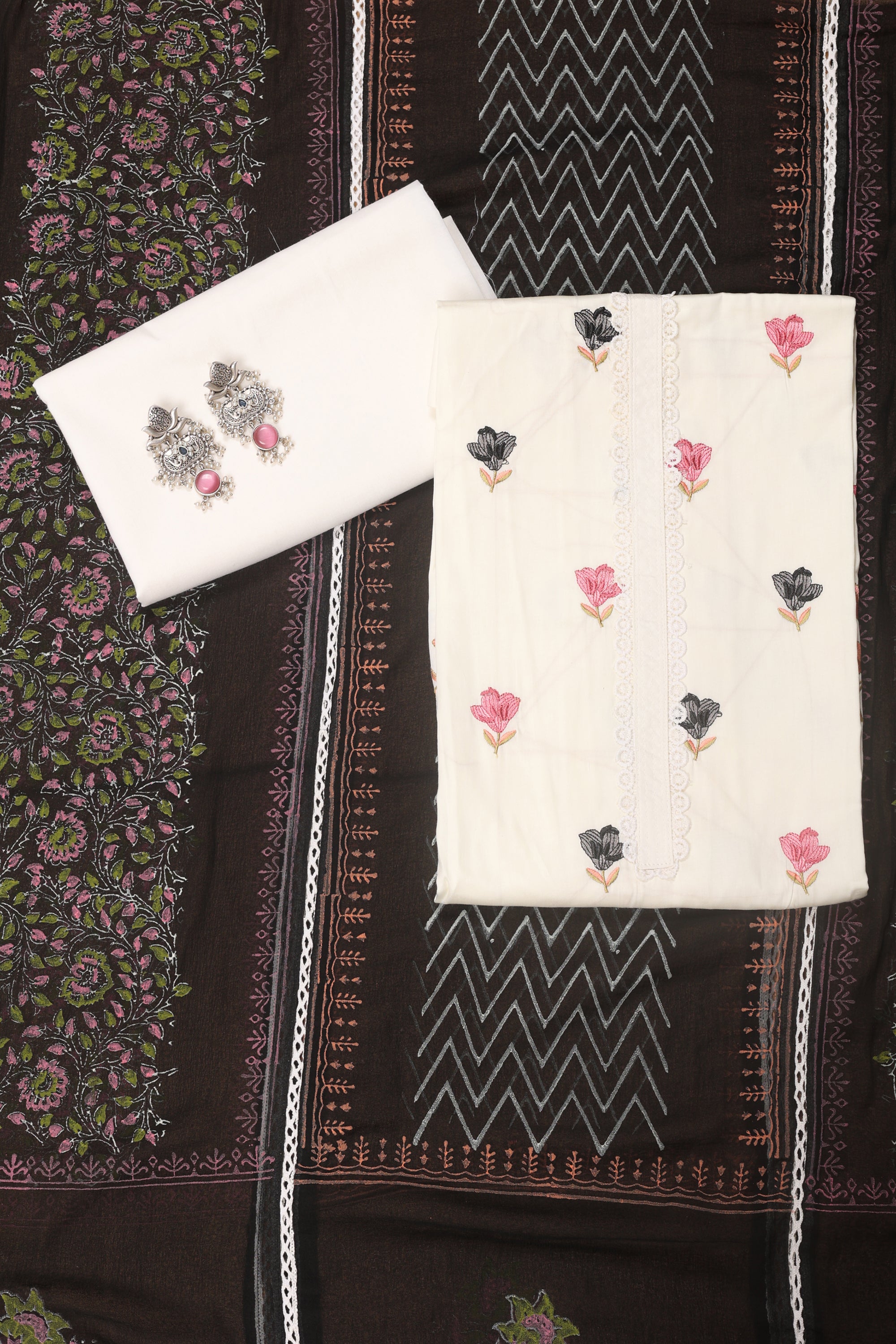 Thread Work Embroidered Suit