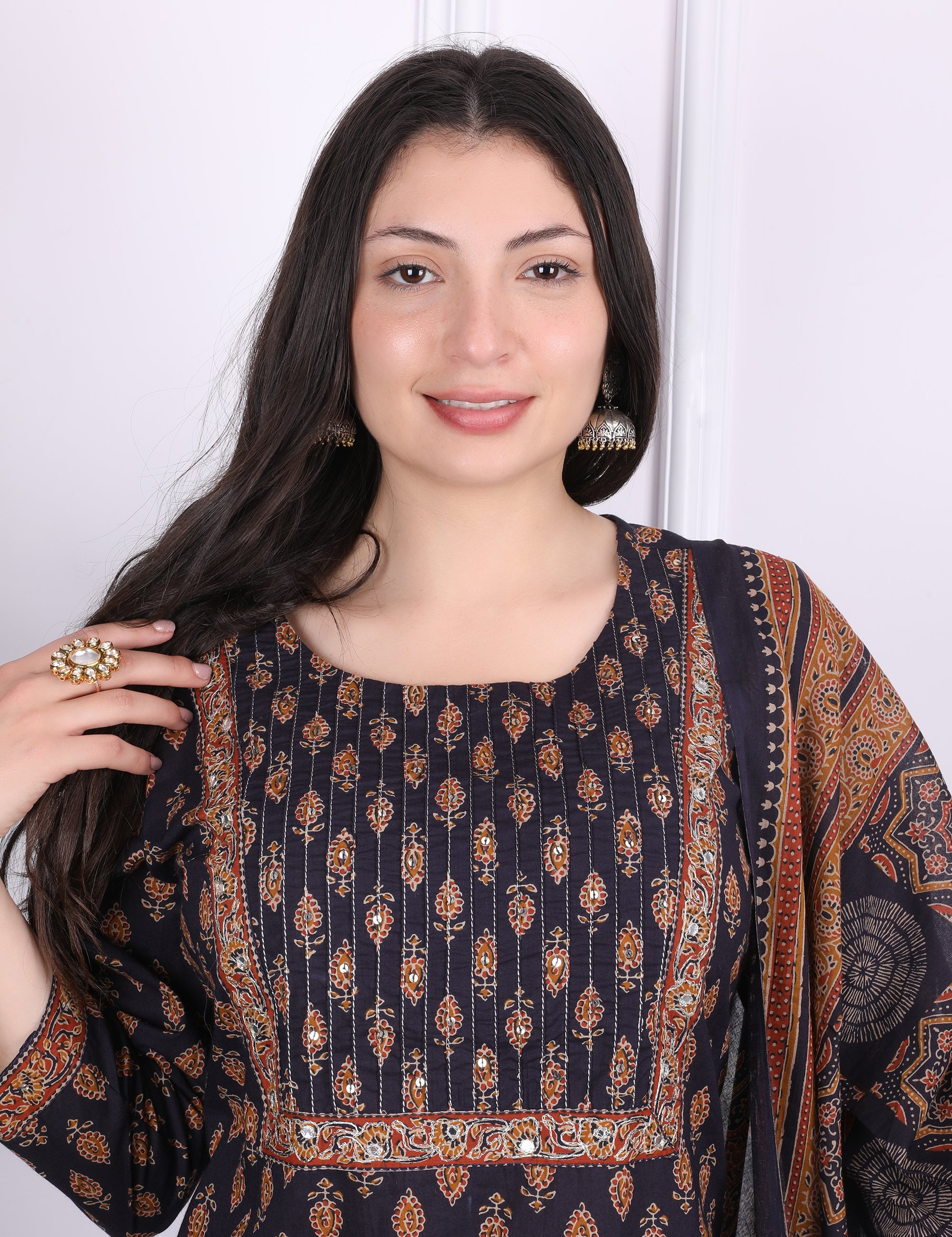 Sequin & Zari Kurti Set