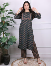 Sequin & Zari Kurti Set