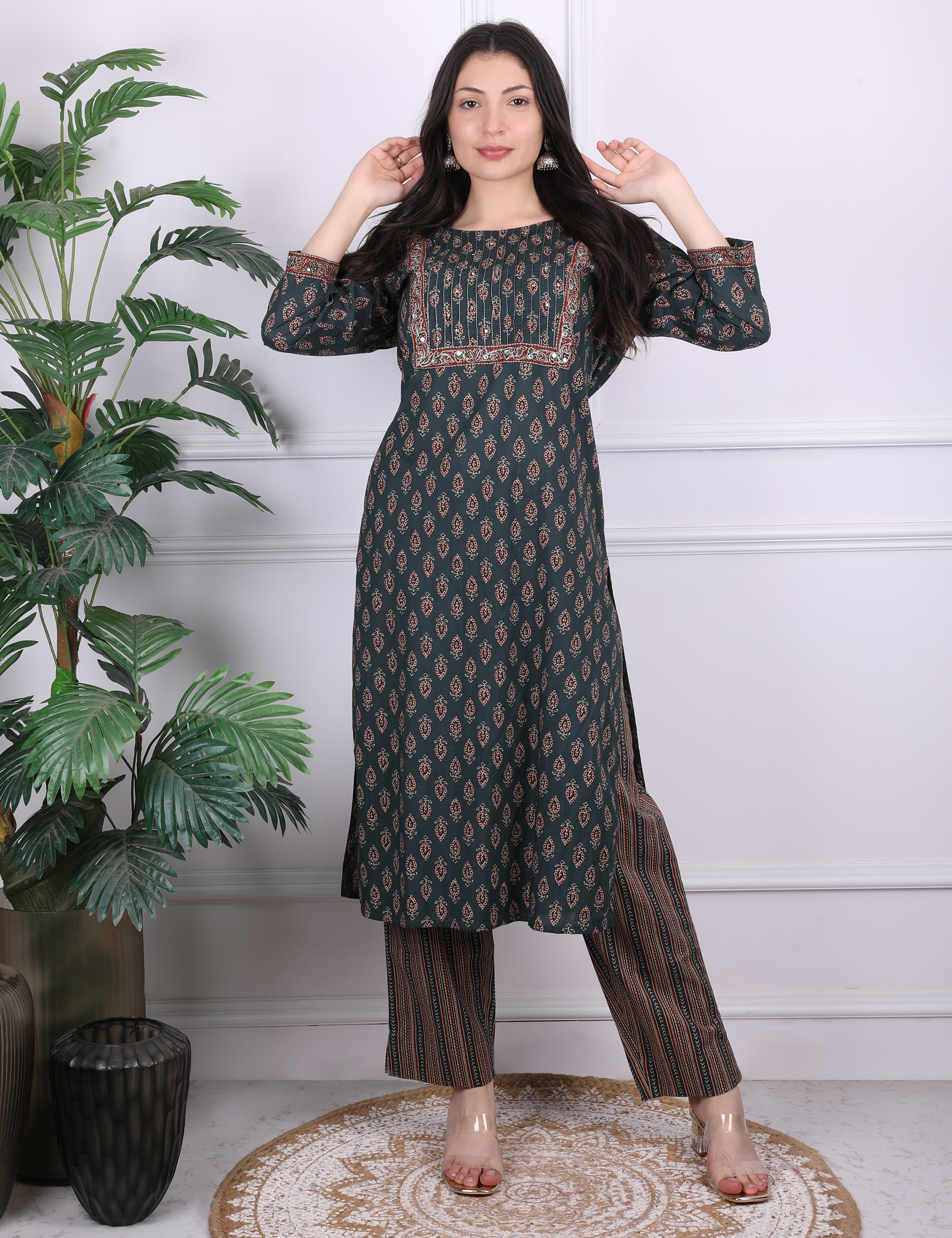 Sequin & Zari Kurti Set