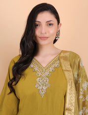 Henna V Neck Suit