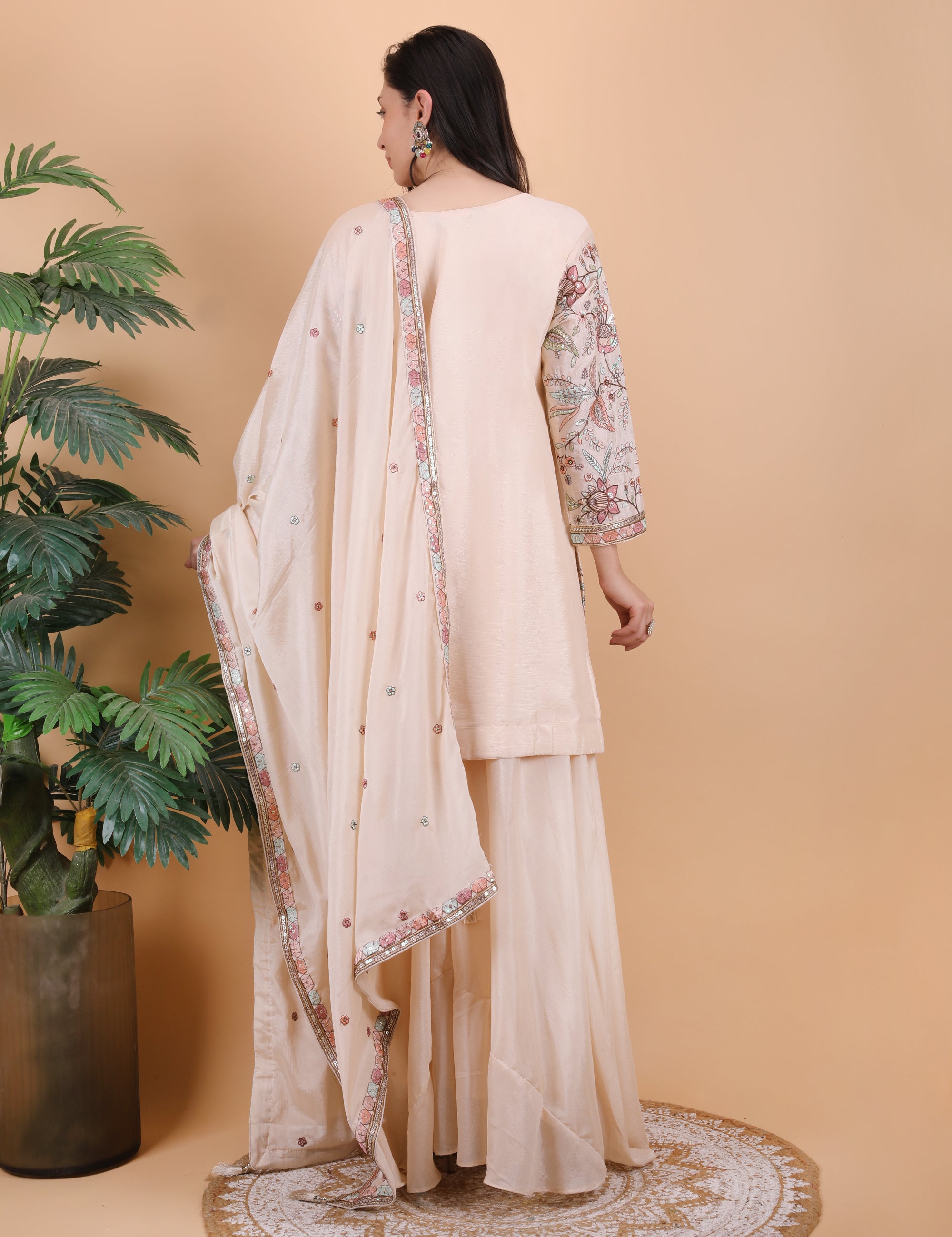 Thread & Sequence Work Garara Set