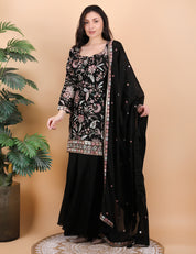 Thread & Sequence Work Garara Set