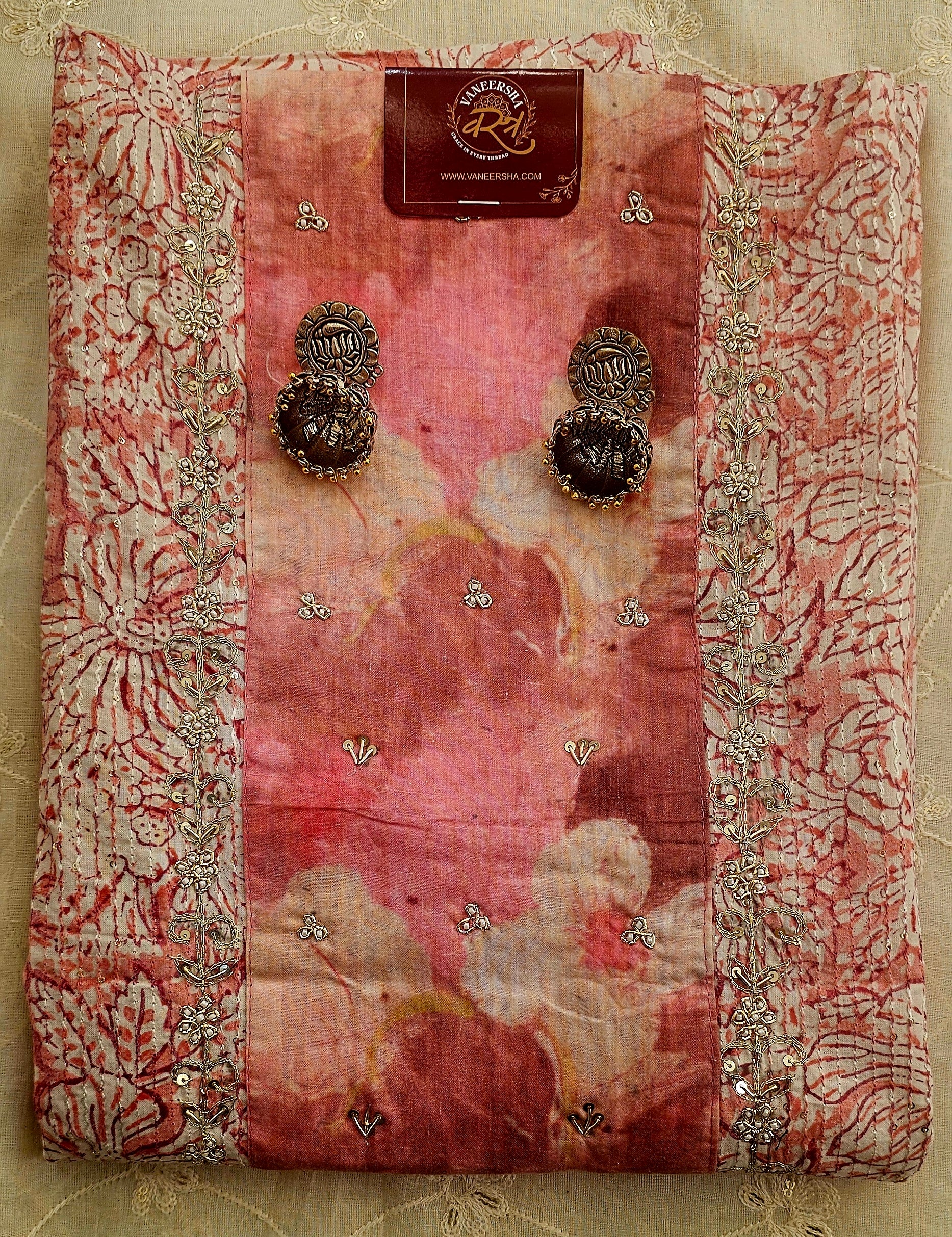 P-1079.jpg