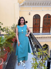 kurta set with beautiful Mirror pattern(set of 2)