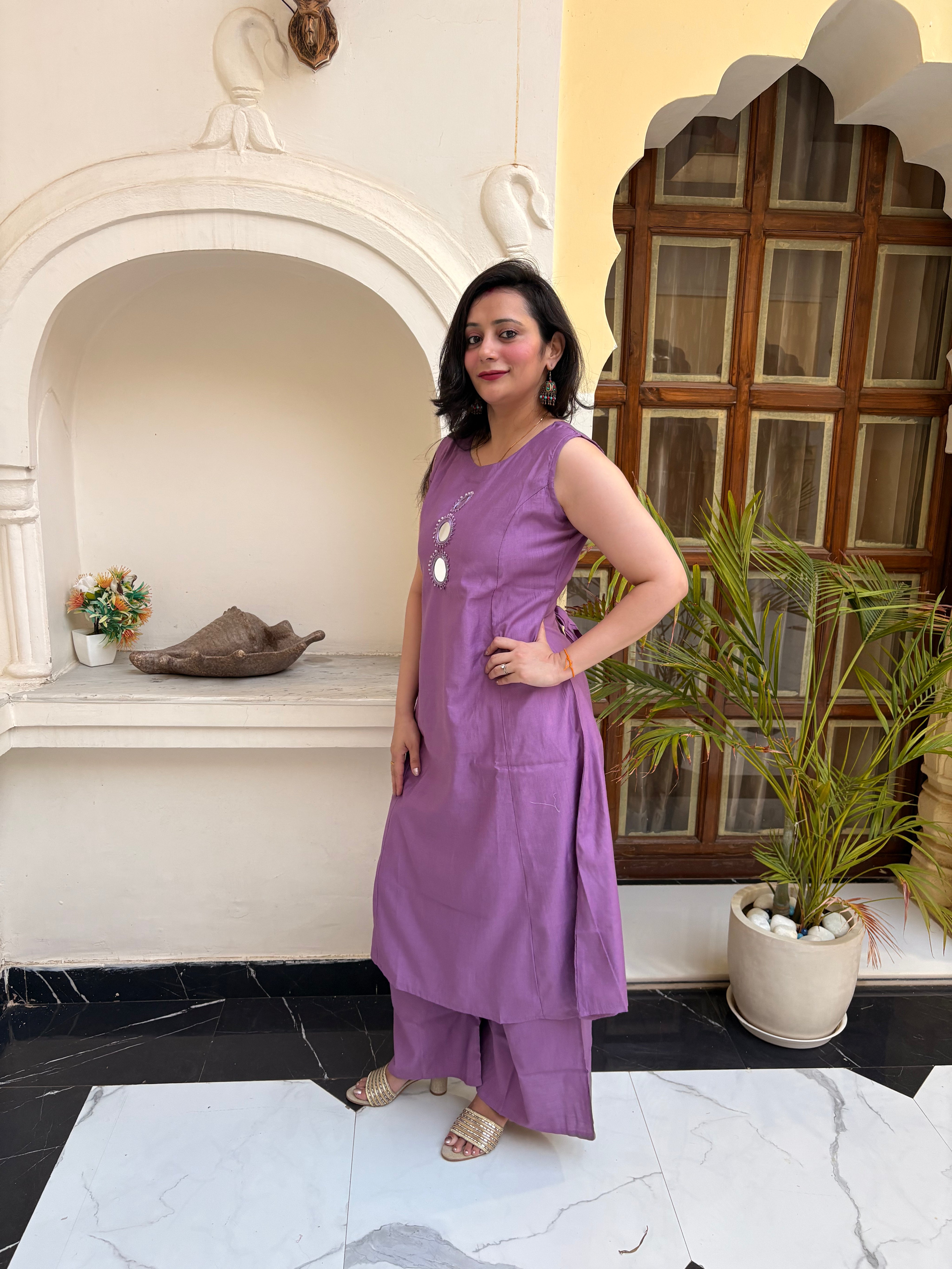 kurta set with beautiful Mirror pattern(set of 2)