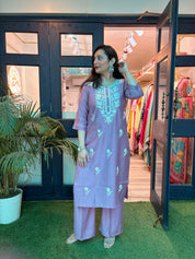 Women Embroidered Straight Fit Kurta With Pant (Set of 2)