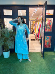 Women Embroidered Straight Fit Kurta With Pant (Set of 2)