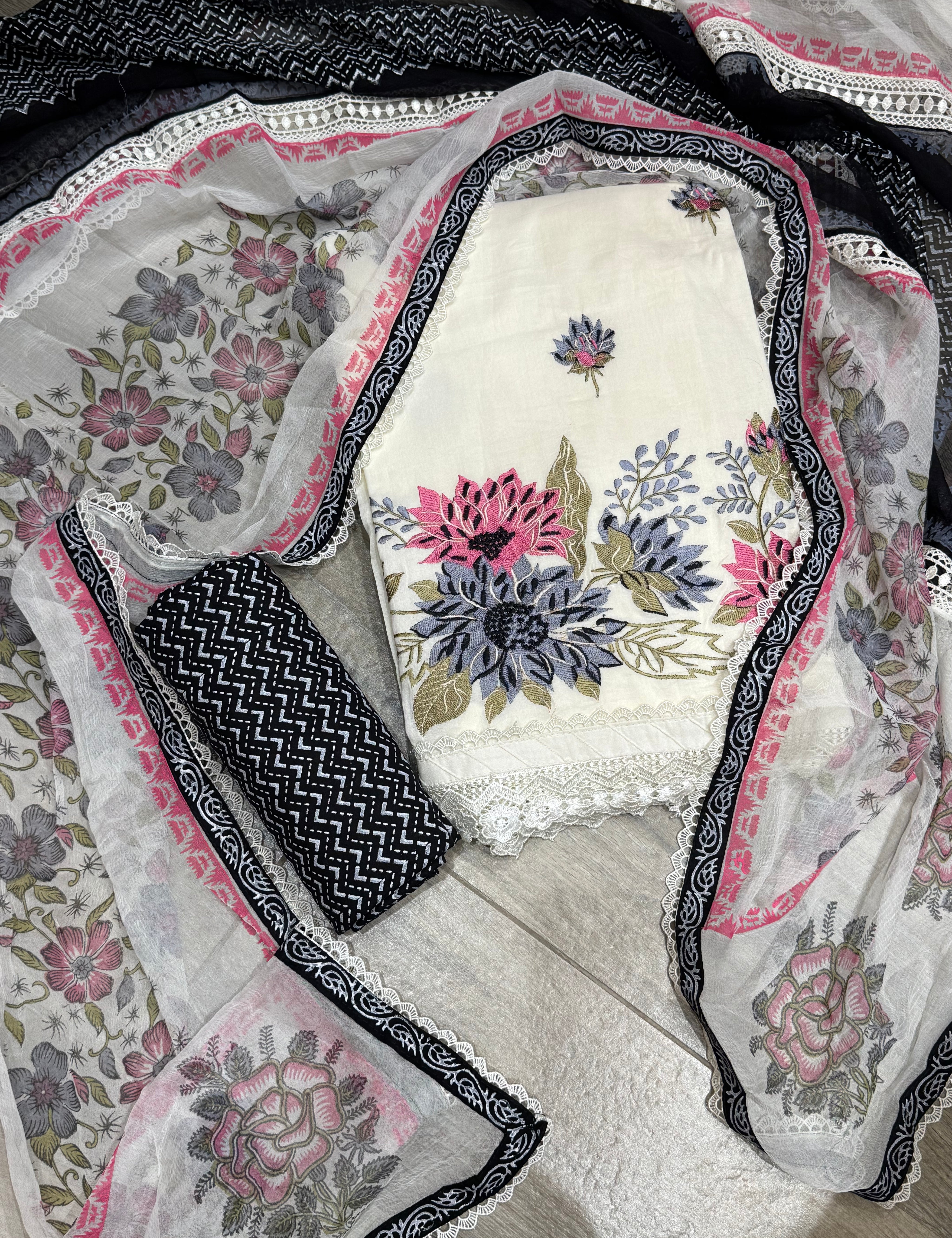 T-1004White.heic